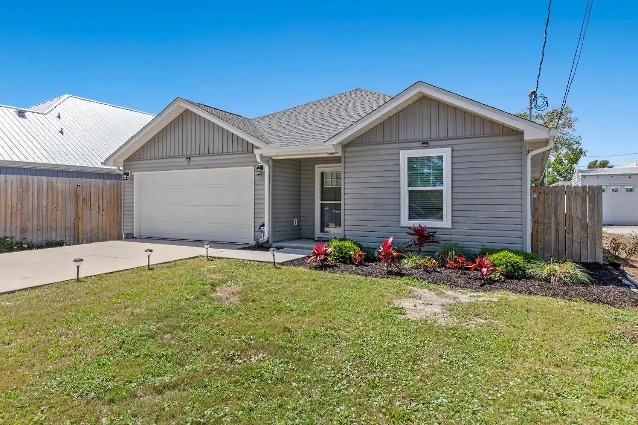 Casa vacanze 3Bd, 2Ba Home! Family Friendly! Close To Beach! Hot Tub! Panama City Beach Stati Uniti