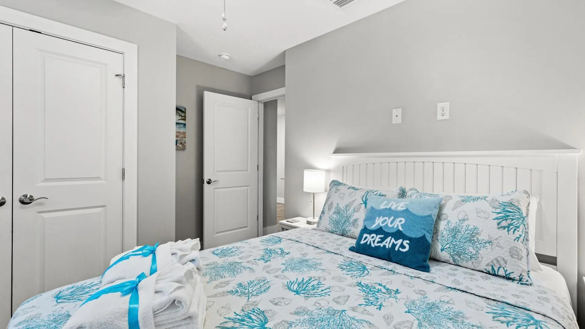 Holiday home 3Bd, 2Ba Home! Family Friendly! Close To Beach! Hot Tub! Panama City Beach