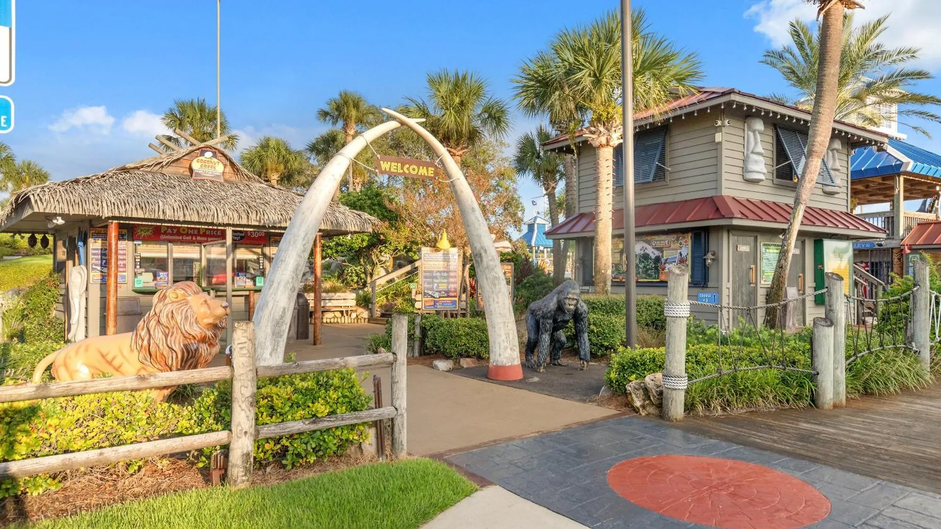 3Bd, 2Ba Home! Family Friendly! Close To Beach! Hot Tub! Panama City Beach Holiday home